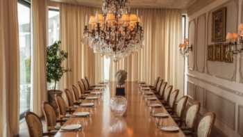 What Are The Different Shapes And Styles Of Dining Tables