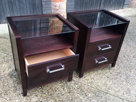 Bedside Cabinets With Glass Shelf