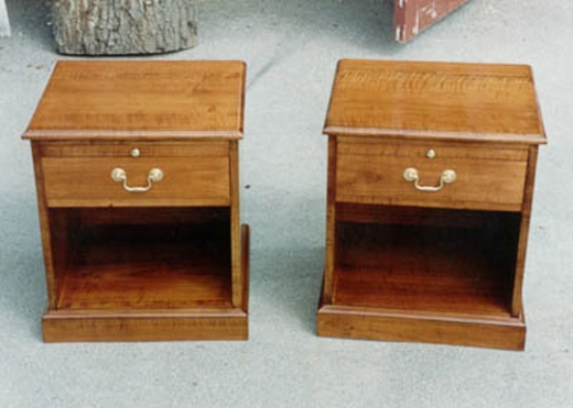 Cherry Bedside Units With Drawer