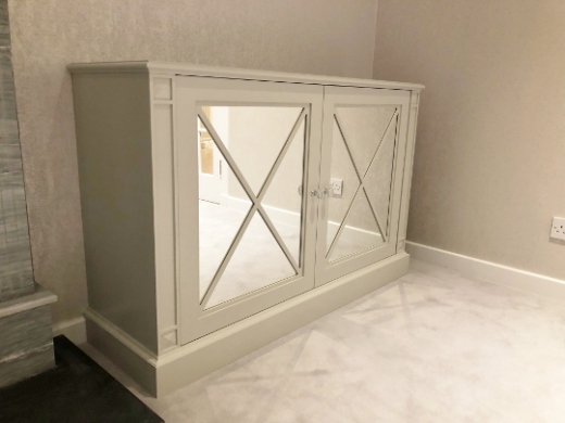 Cupboard With Mirrored Panel Doors