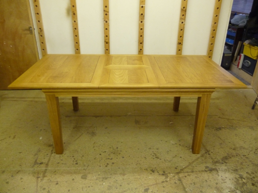 Extending Oak Table With Panel Top