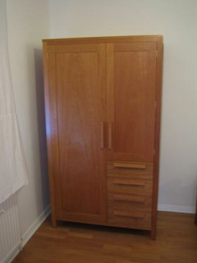 Guarea Wardrobe