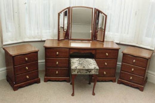 Mahogany Dressing Table With Mirror And Bedside Cabinets