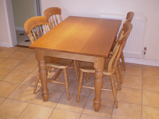 Oak Farmhouse Kitchen Table - 4 Seater
